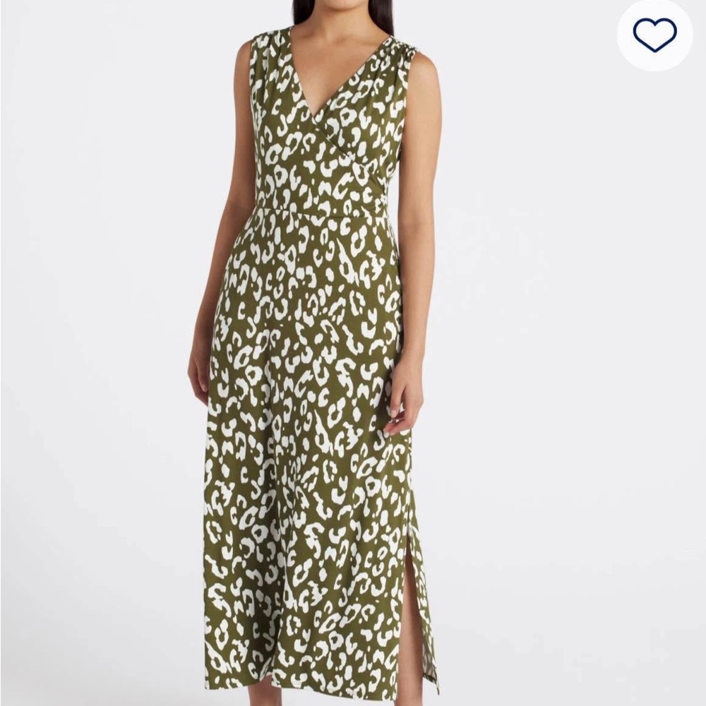 Nine Britton Green and White Abstract Leopard Print Dress